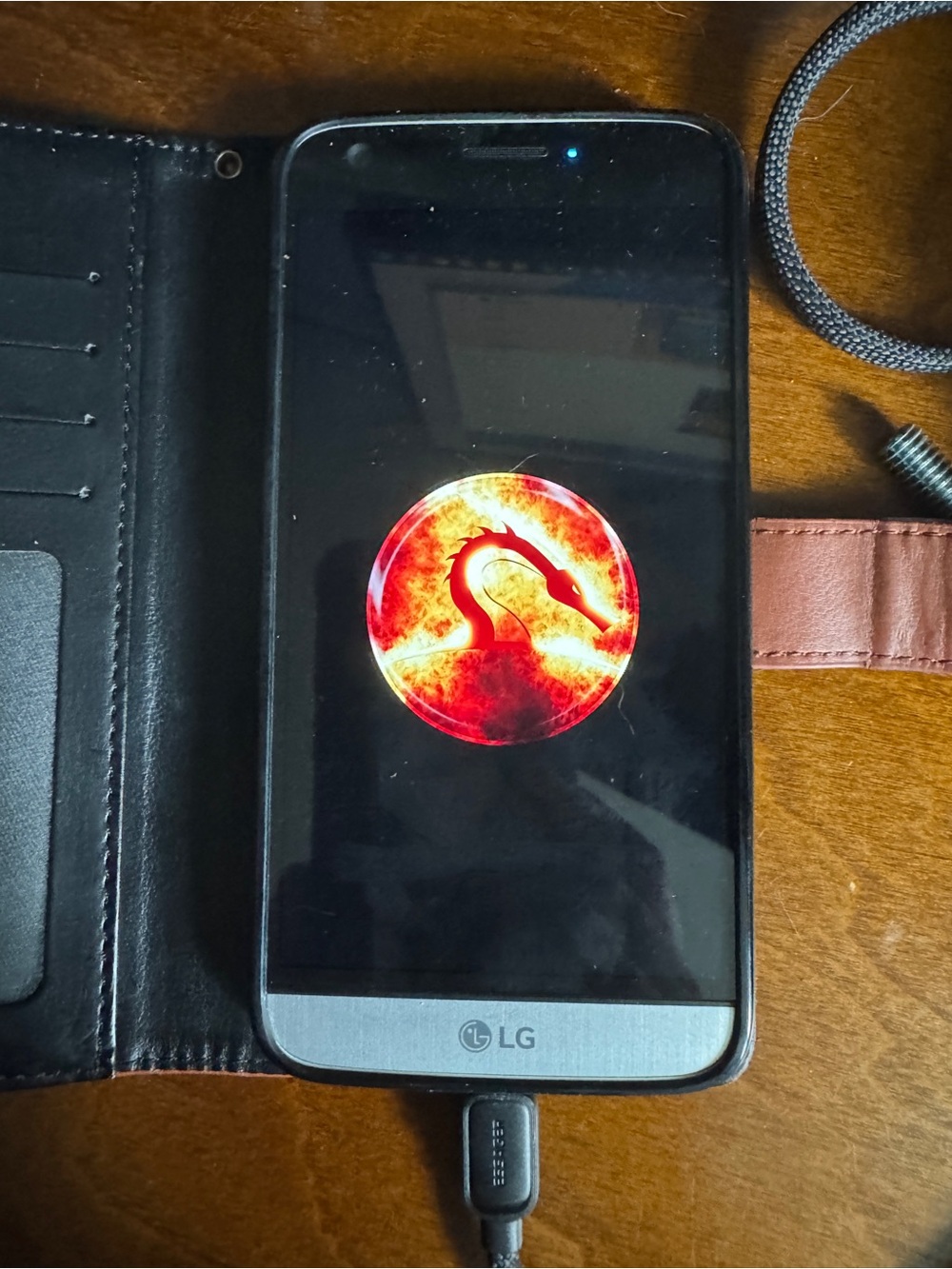 Unlocked LG G5 phone running Kali